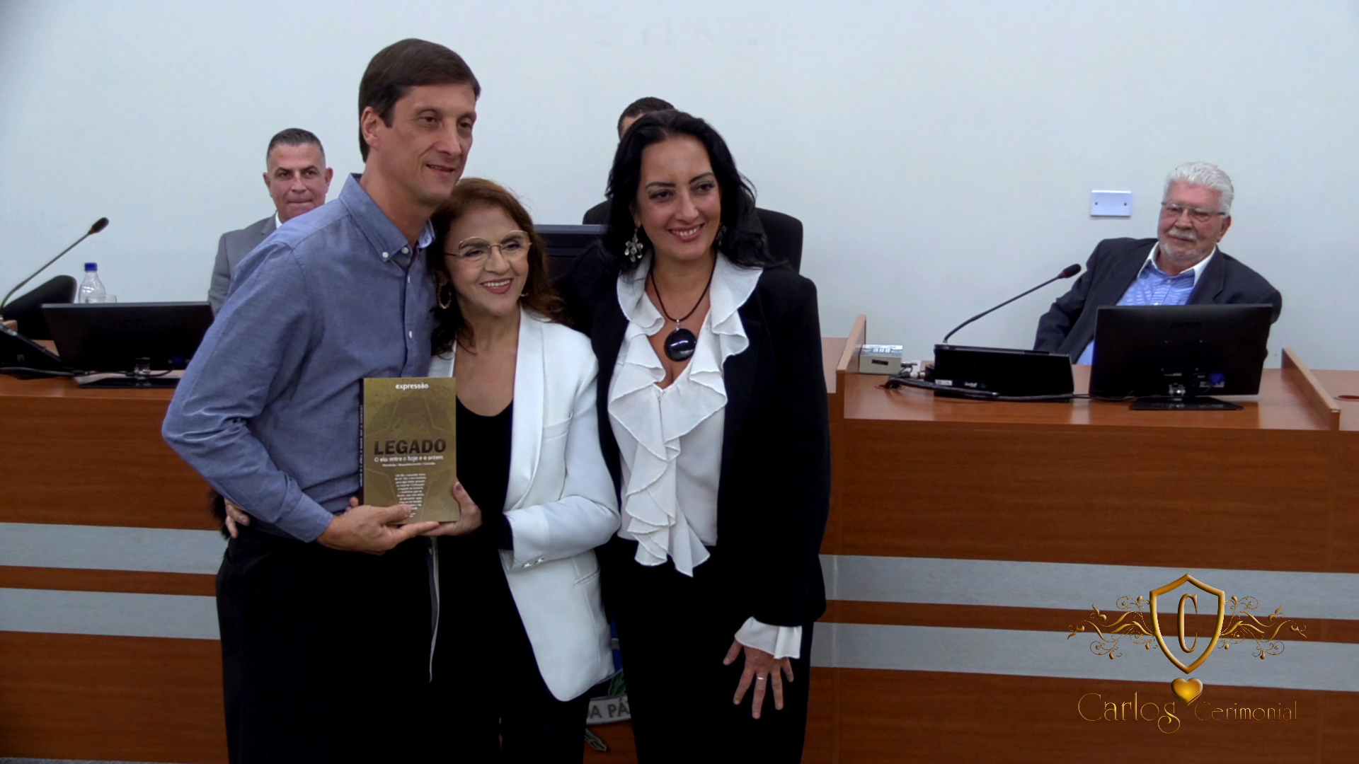 Leia mais sobre o artigo Cerimônia de Lançamento do livro Legado – Câmara Municipal de Araras – parte 5