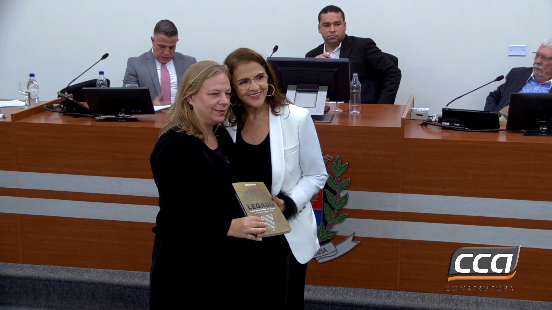 Leia mais sobre o artigo Cerimônia de Lançamento do livro Legado – Câmara Municipal de Araras – parte 7