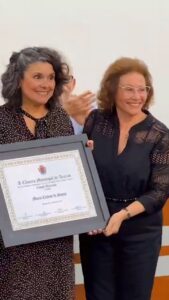 Leia mais sobre o artigo Noite de entrega do título de Cidadã Ararense a jornalista Cirlene de Souza